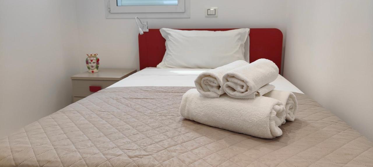 Casa Vacanze Rainbow, Siracusa Syracuse Luaran gambar